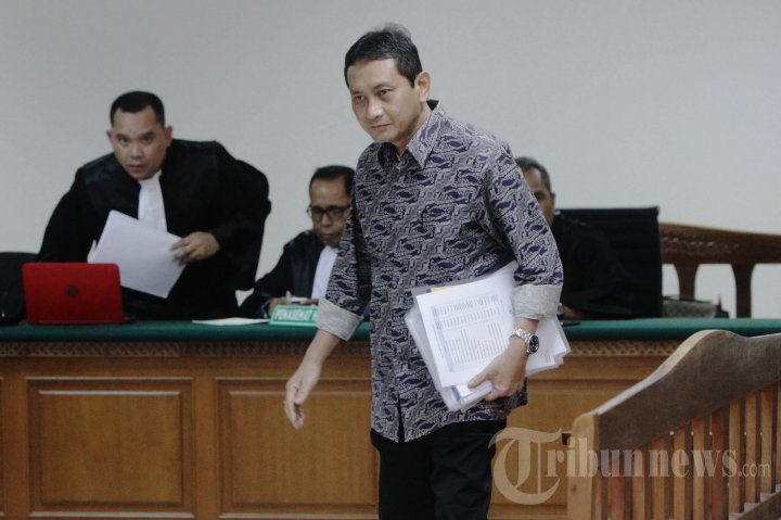 Udar Pristono Dituntut 19 Tahun Penjara