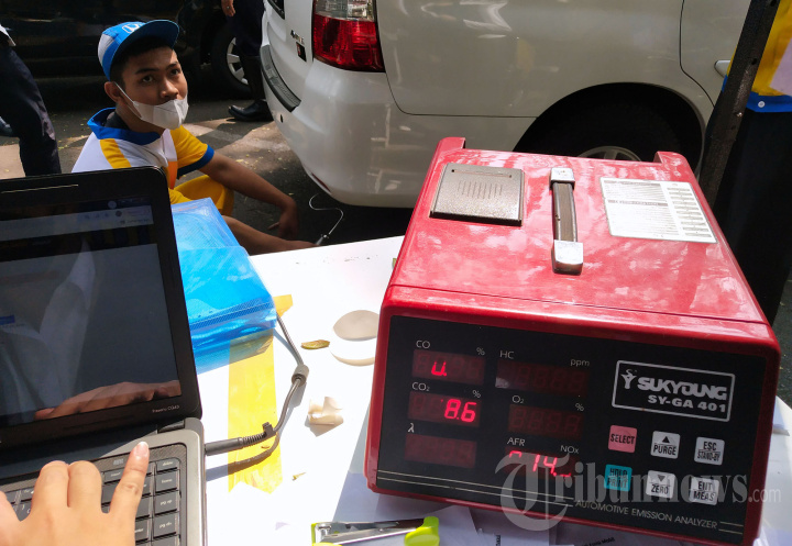 Uji Emisi Gratis di Balai Kota Bandung