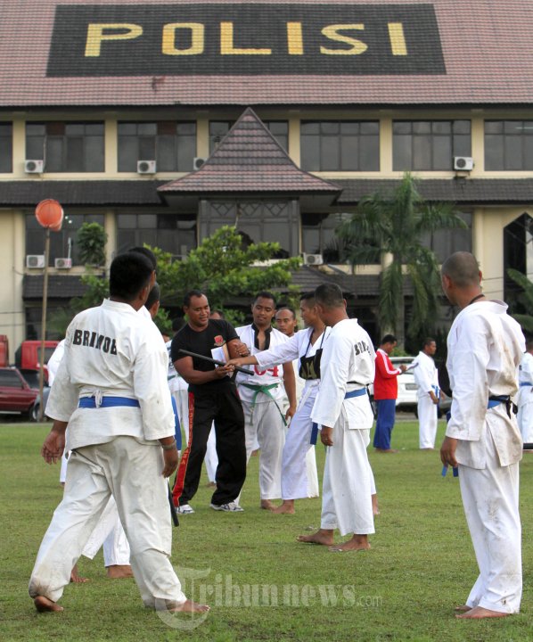Ujian Kenaikan Pangkat Dengan Bela Diri