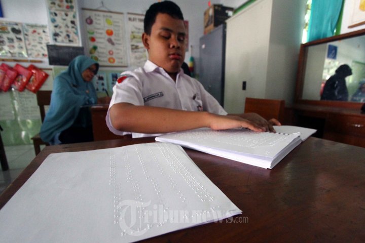 Ujian Nasional SDLB Difabel Malang