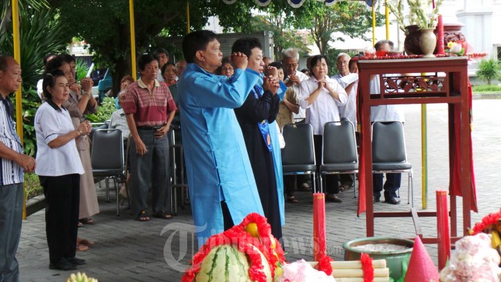 Umat Khonghucu Solo Laksanakan Upacara Ching Bing