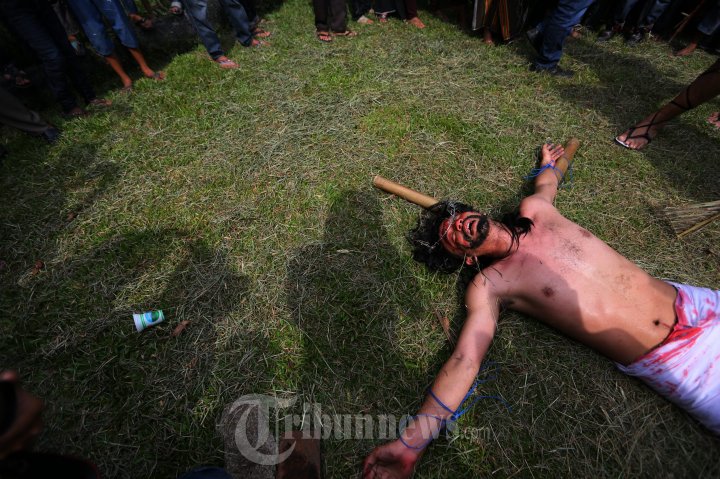 Umat Kristen Protestan Medan Adakan Drama Jalan Salib