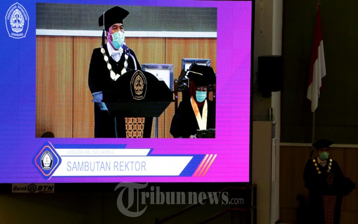 Undip Wisuda 1.548 Mahasiswa Secara Daring