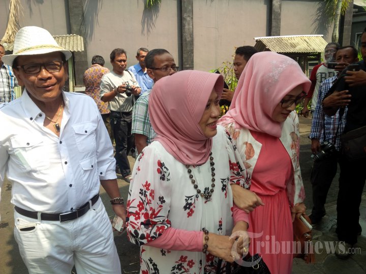 Jinsiy aloqa Jistoka Er-xotin anal katta xoroz porno