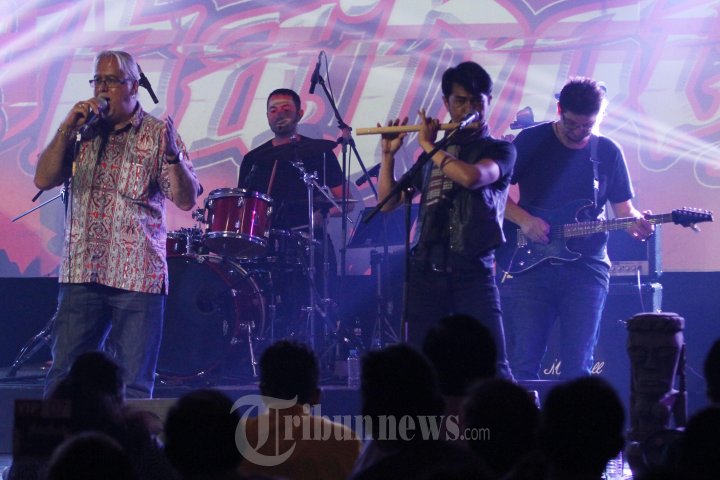 Viky Sianipar dan Herman Delago Konpers Konser Toba Rock