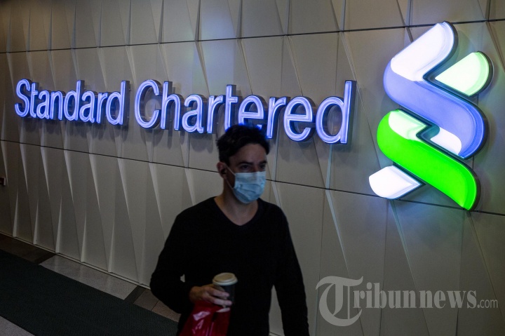 Virus Corona Mengganggu Pendapatan Standard Chartered