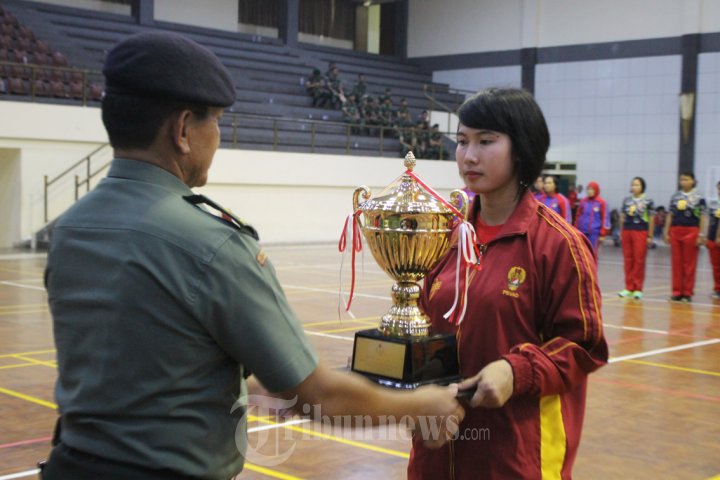Waaspers Panglima TNI Tutup Kartini Cup XV 2015