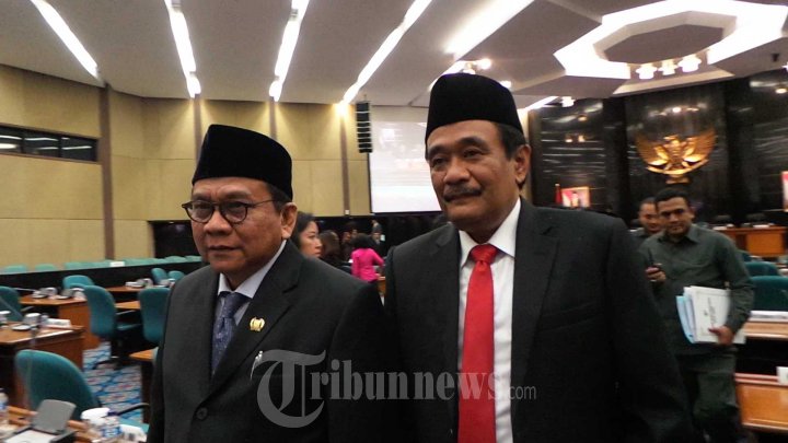 Wagub DKI Djarot Saiful Hidayat Sidang Paripurna Perda