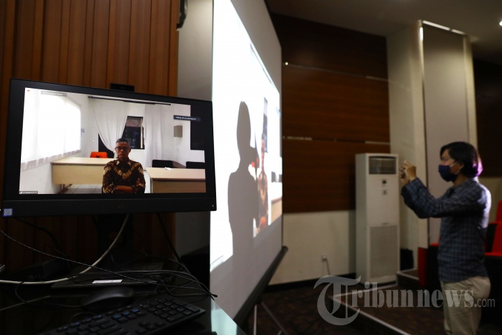 Wahyu Setiawan Divonis 6 Tahun Penjara