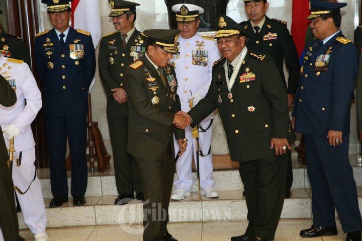 Wakil Pangab Kamboja terima Bintang Kehormatan