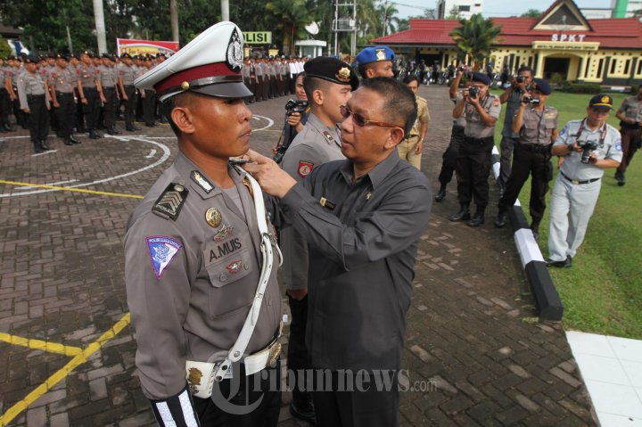 Walkot Pontianak Gelar Pasukan Operasi Liong Kapuas 2015