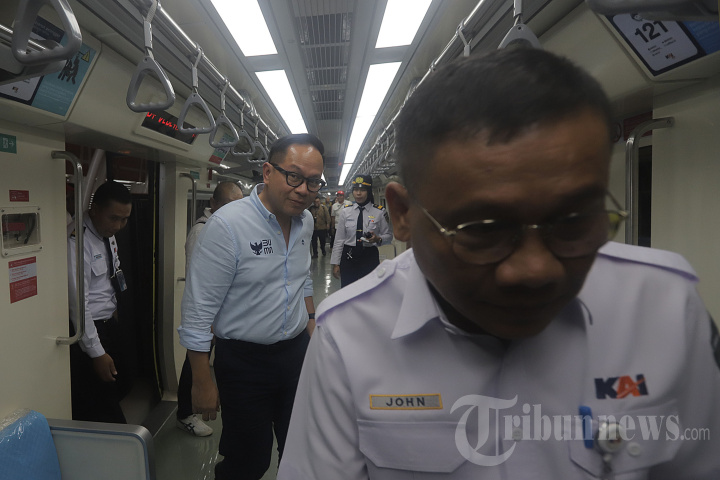 Wamen BUMN Uji Coba LRT Jabodebek