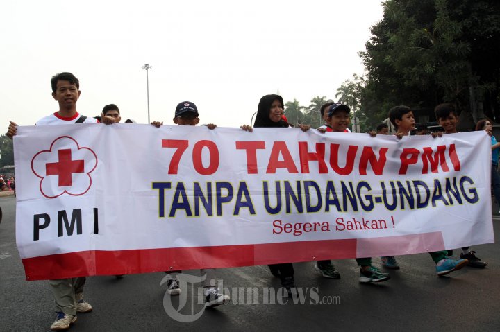 Wapres JK Ikuti Gerak Jalan HUT PMI