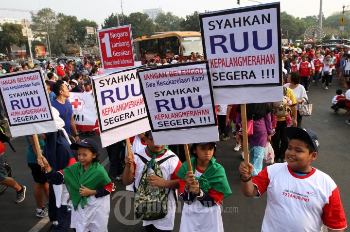 Wapres JK Ikuti Gerak Jalan HUT PMI
