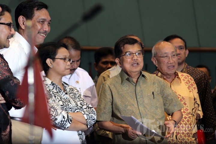 Wapres Tinjau Tempat Upacara Pembukaan KAA