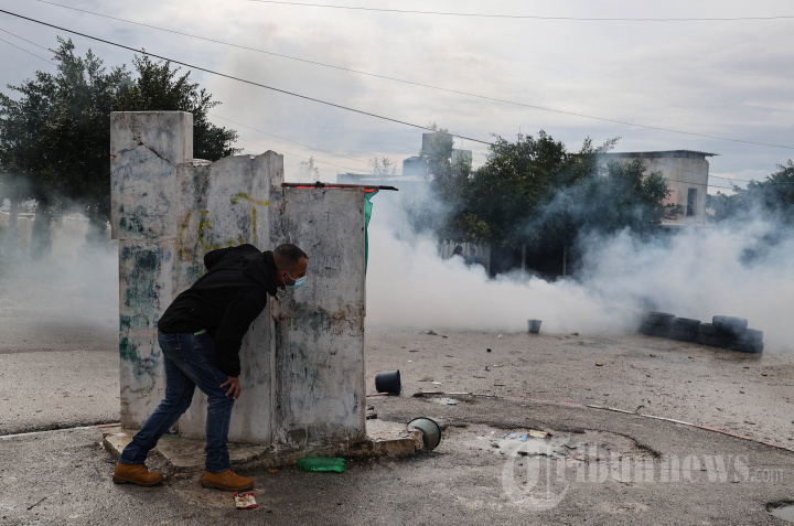 Warga Palestina Protes Kembalinya Pemukim Yahudi