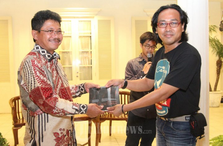 Wartawan Widi Hatmoko Luncurkan Cerpen Perempuan Nocturnal