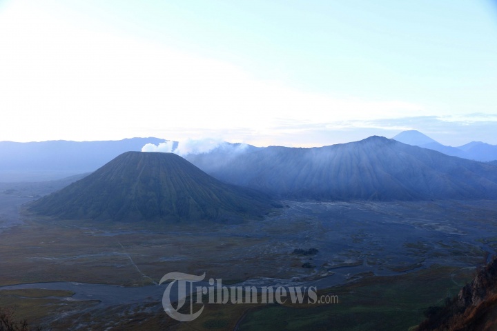 Wisata Keindahan Sunrise Gunung Bromo