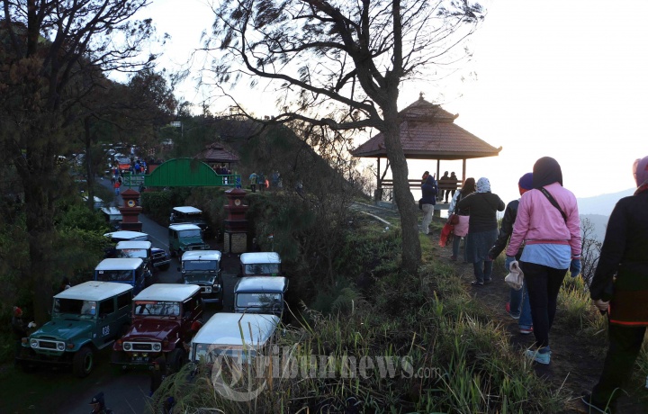 Wisata Keindahan Sunrise Gunung Bromo