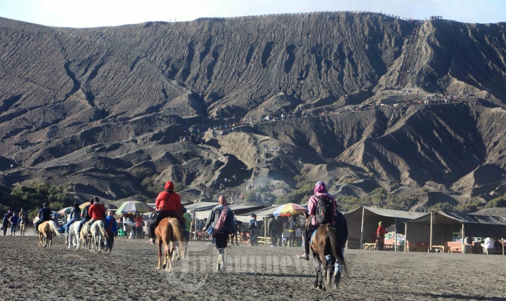 Wisata Keindahan Sunrise Gunung Bromo