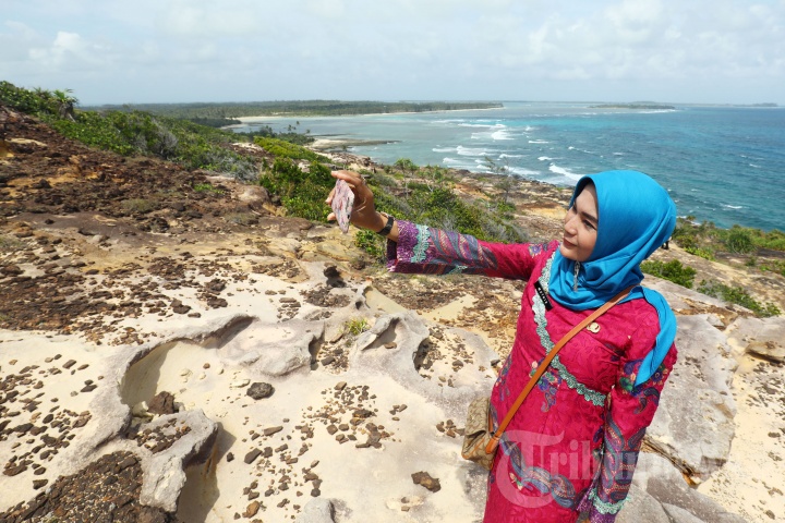 Wisata Tanjung Datuk Natuna