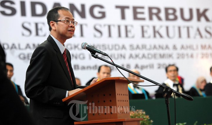 Wisuda Mahasiswa BJB University Bandung