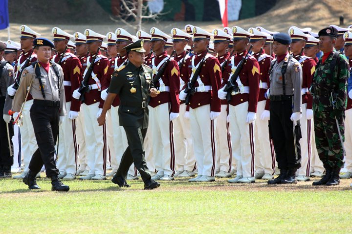 Wisuda Prajurit dan Bhayangkara Akademi TNI dan Akpol