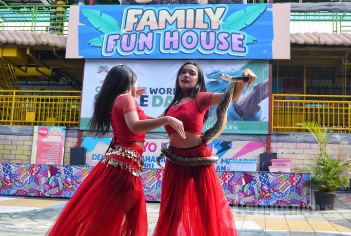 World Snake Day Di Predator Fun Park Kota Batu
