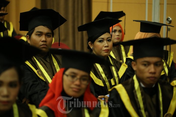 Yayasan Pendidikan Publik Sulsel Gelar Wisuda