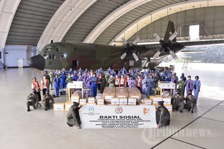 Yayasan PUN Memberikan Bansos Korban Bencana Alam di Luwu