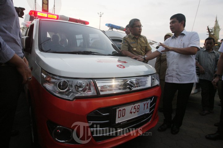 Yuddy Chrisnandi Kunjungi Pameran MC Expo 2015 Makassar