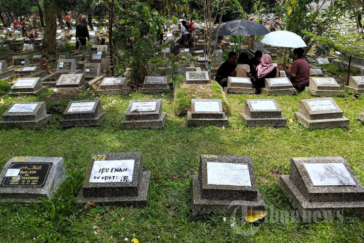 Ziarah Kubur Menyambut Bulan Suci Ramadan