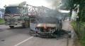 Mobil Dishub Turut Dibakar Massa