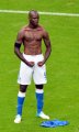 Mario Balotelli Buka Baju Usai Cetak Gol
