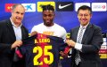 Alex Song Gelandang Barcelona