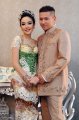 Gisel dan Gading Fitting Baju Pengantin