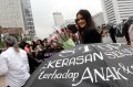 Aksi Damai Finalis Puteri Indonesia 2012-2013