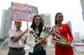 Aksi Damai Finalis Puteri Indonesia 2012-2013