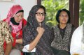 Wanda Hamidah Santuni Anak Yatim