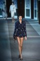 Foto Fashion Show Rancangan Marc Jacobs untuk Louis Vuitton