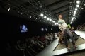 Fashion Show IKAT Indonesia Karya Didiet Maulana