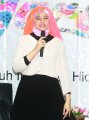 Marshanda Buka Puasa Bersama Penggemar