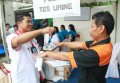 Tes Urine Pengemudi Angkutan Lebaran di Terminal Kalideres