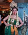 Dewi Perssik LARASATI PANTAI SELATAN 