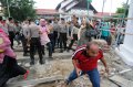 Demo Tuntut Uang Rp 500 Ribu di Kantor Gubernur Aceh