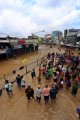Jalan Jatinegara Barat Lumpuh Karena Banjir