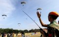 Paskhas TNI AU Latihan Terjun Payung Free Fall