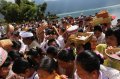 Upacara Melasti di Pura Uludanu Bedugul Bali