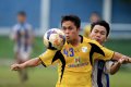 Syaifullah Nazar Kontrol Bola Dibayangi Pemain UMS