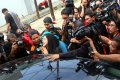 Dewi Perssik Menghirup Udara Bebas